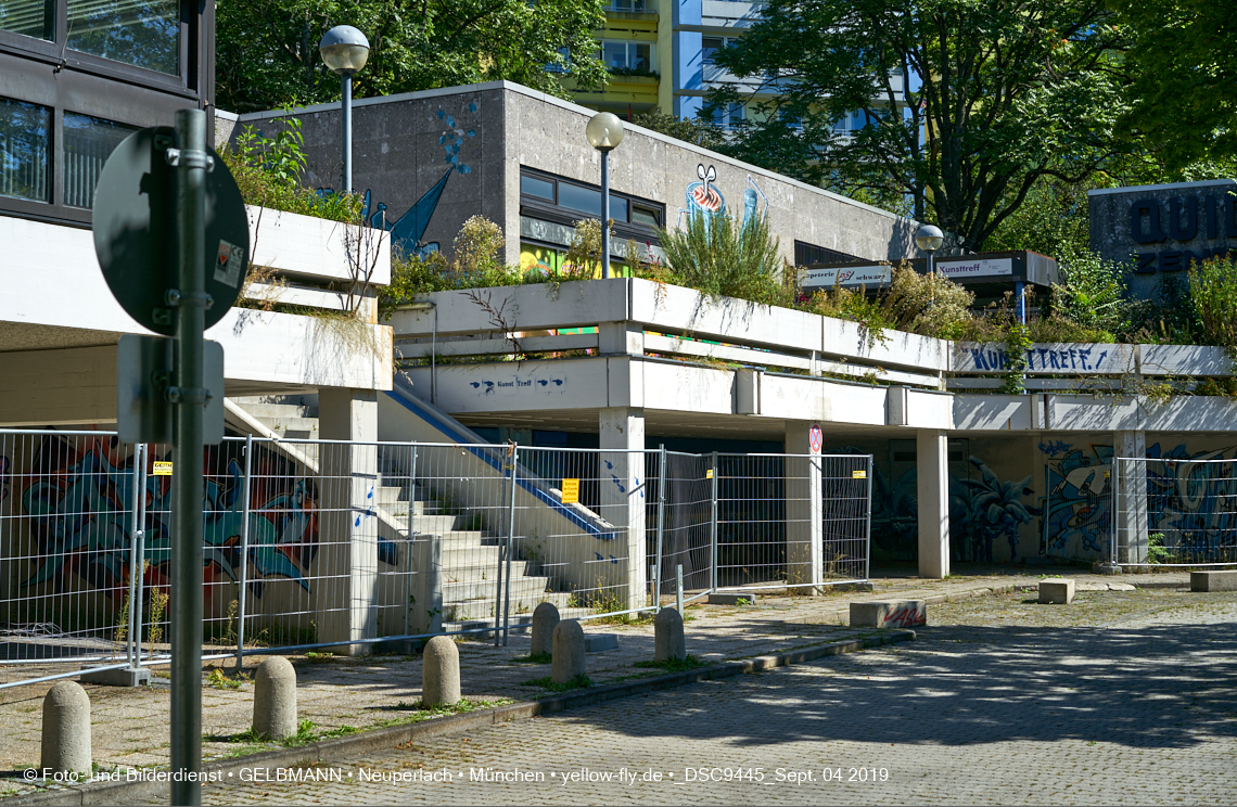 04.09.2019 - Einkaufs- und Wohnzentrum Quiddestraße in Neuperlach